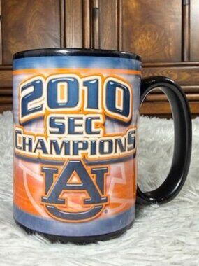 Vintage *Rare* Auburn University 2010 SEC Champions Helmet Logo Ceramic Mug